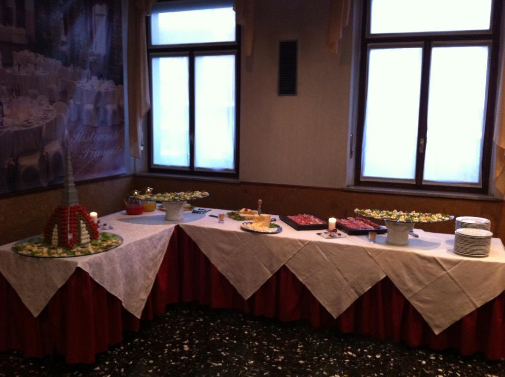 Hotel Piemonte Lanzo Torinese Dış mekan fotoğraf